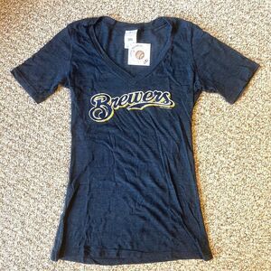 NWT MLB Milwaukee Brewers Classic T-Shirt Womens Logo Baseball Fan Tee V-Neck